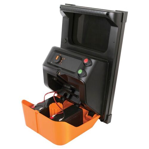 GALLAGHER S200 Solar Fence Energizer