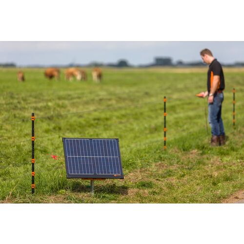 GALLAGHER S400 Solar Fence Energizer